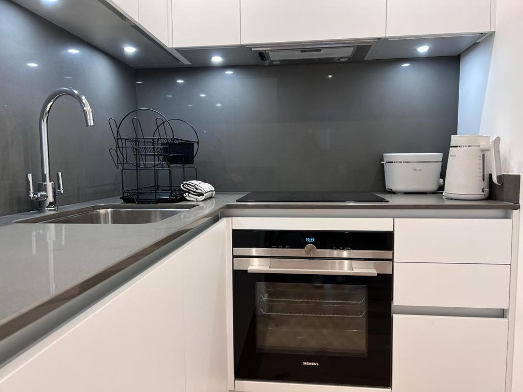 Chapel - Central Studio Apartment Bath Dış mekan fotoğraf